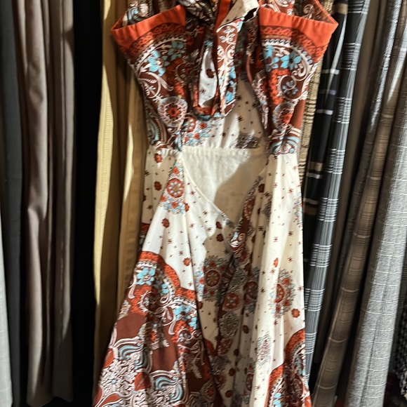 Rubber Ducky Productions, Inc. brown, blue,white,orange paisley tie backed dress - Picture 8 of 11